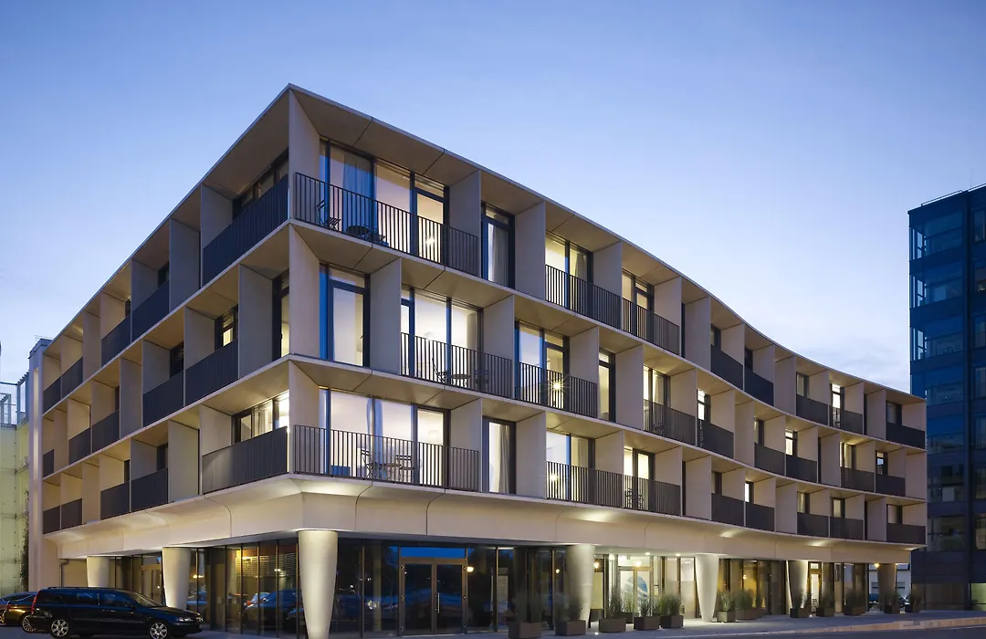 Waveboard Hotel & Boardinghouse-1